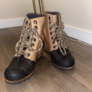 Sorel Joan of Arctic